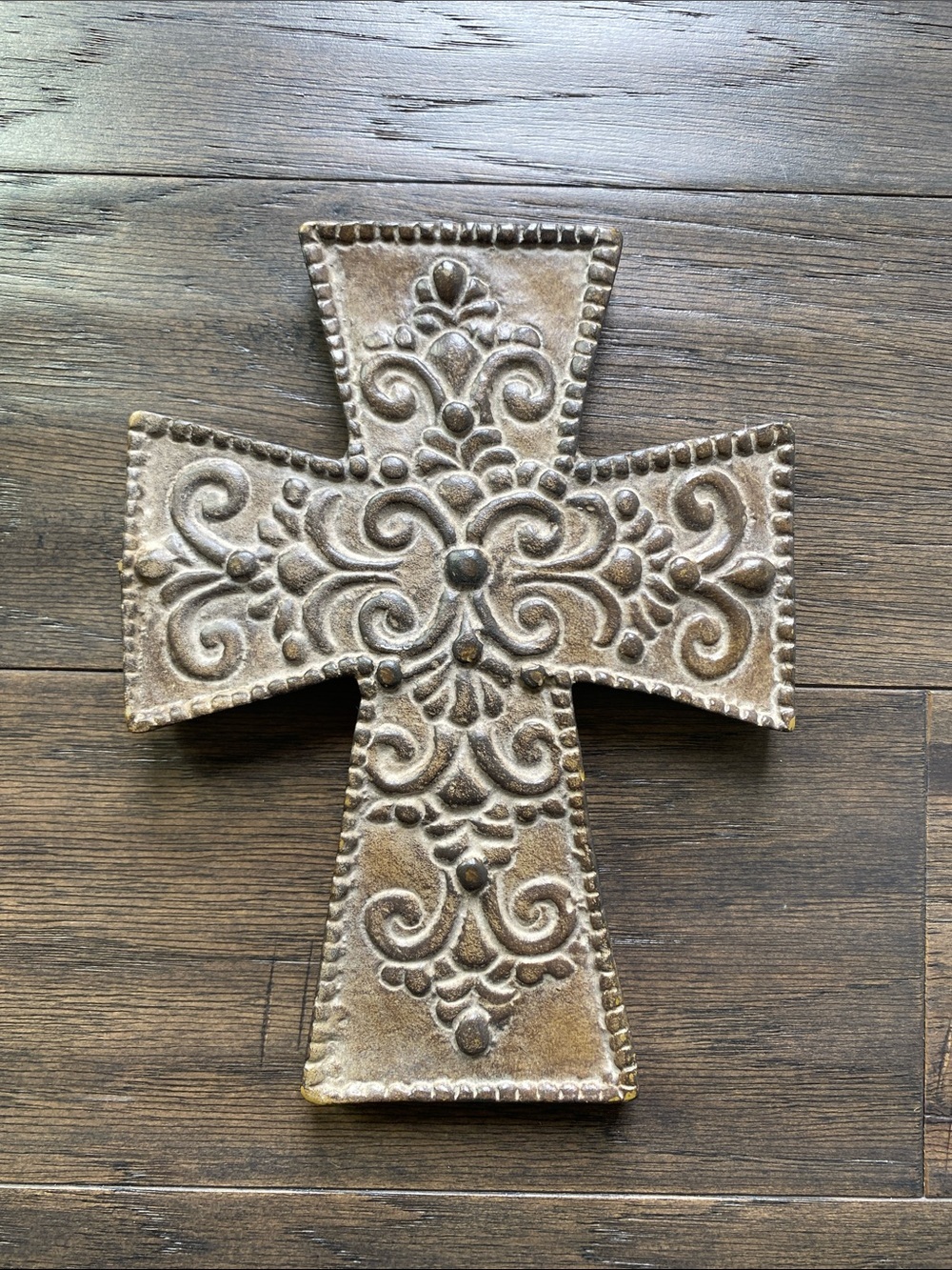 Decorative Cross Wall Art in Antiqued Brown